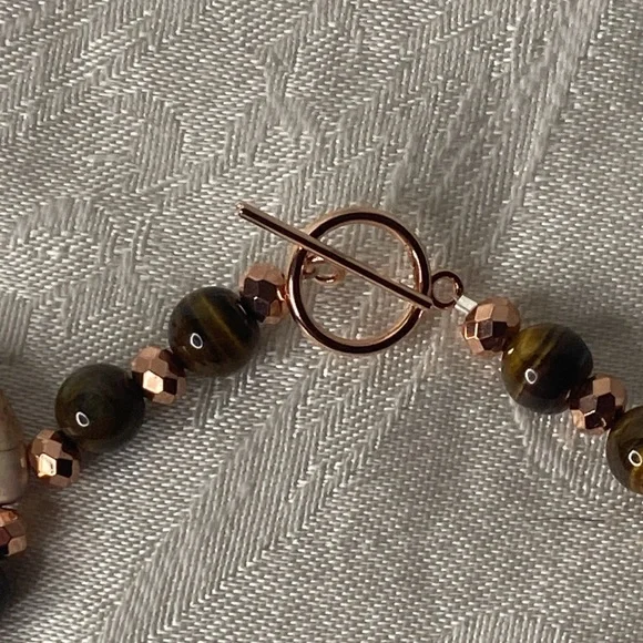 Handcrafted Pink Turquoise and Tiger’s Eye Necklace - Picture 4 of 6